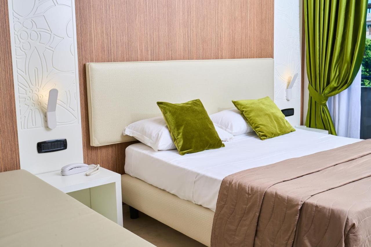 Miramare Hotel 3*