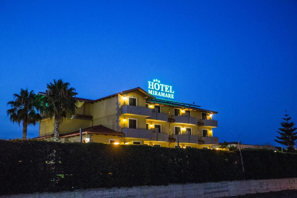Miramare Hotel 3*
