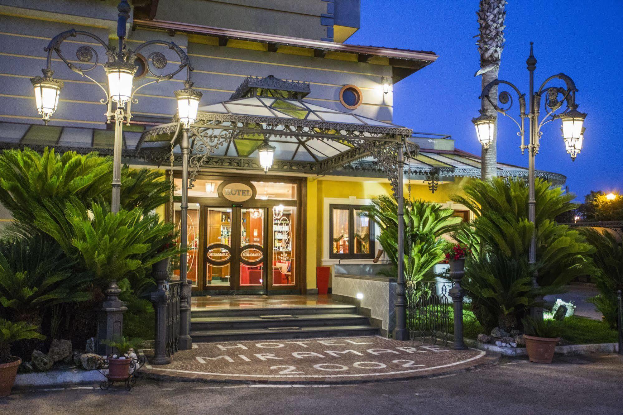 Miramare Hotel Varcaturo