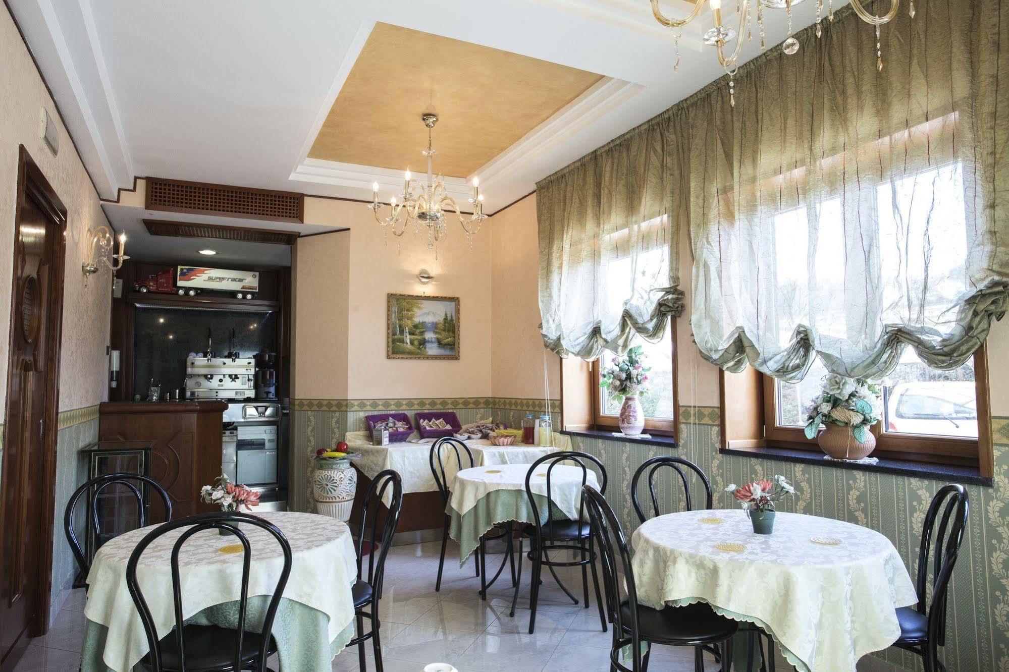 Miramare Hotel Varcaturo